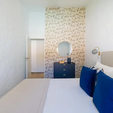 Refurbished 2 Bedrooms House Private Pool