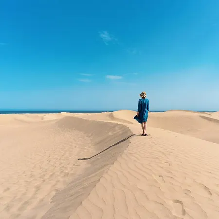 Refurbished 2 Bedrooms House Private Pool Holiday home *