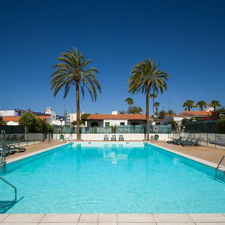 Holiday home Refurbished 2 Bedrooms House Private Pool *